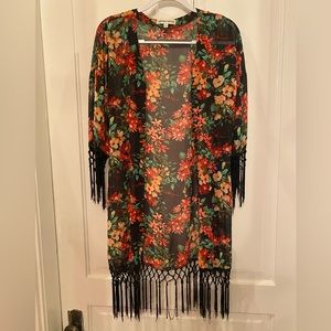 Oxford Circus Floral Kimono M